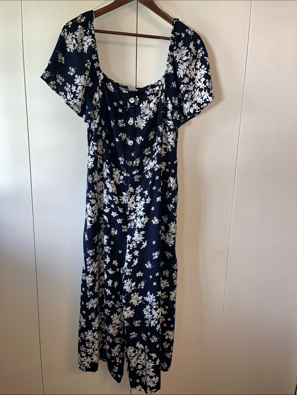 Floral Square Neck floral Navy romper women’s L